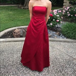 GORGEOUS red ball gown/bridesmaid dress/prom dress